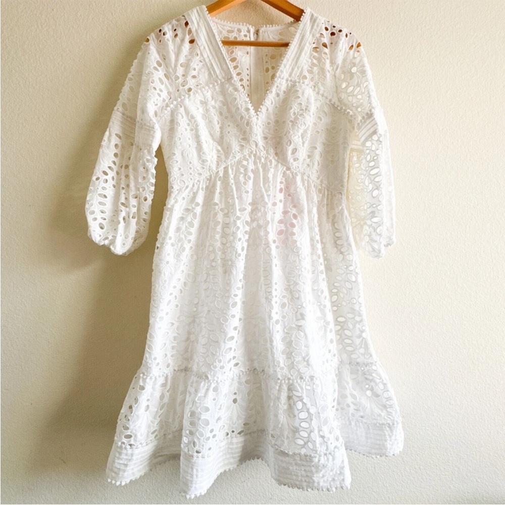 Lilly Pulitzer Lucinda Dress in Resort White Large Petal Eyelet - Picture 6 of 7